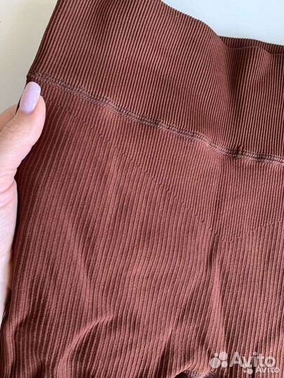 Легинсы и топ спортивные