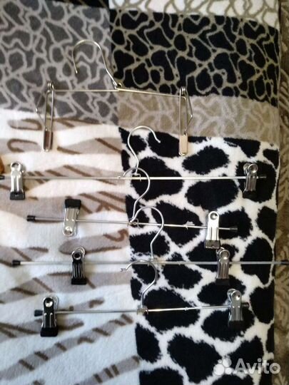 Вешалка для брюк