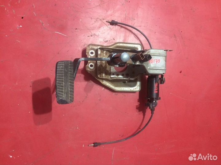 Педаль тормоза Nissan Murano Z50 VQ35DE 2004