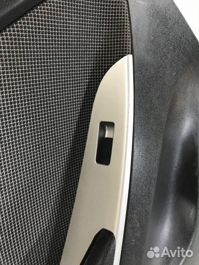 Обшивка двери задняя левая hyundai solaris 1 1.6 м