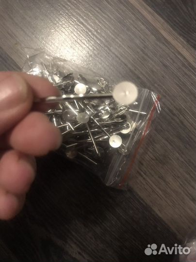 Основы для невидимок