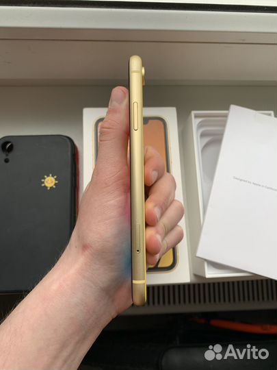 iPhone Xr, 128 ГБ