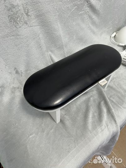 Подставка для рук маникюрная