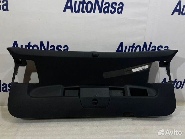 Обшивка двери багажника Volkswagen Tiguan 2016