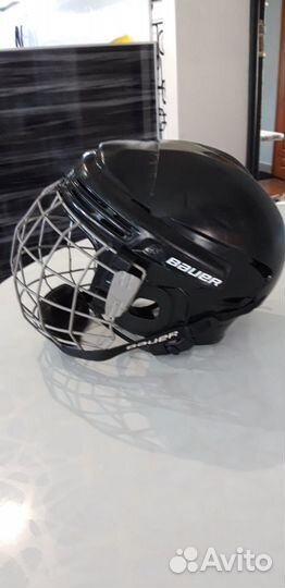 Шлем хоккейный 