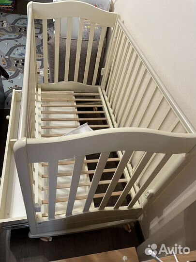 Детская кроватка