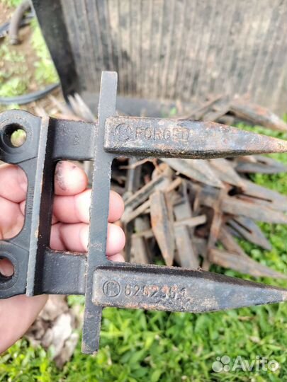 Палец противорежущий клаасс тукан лексион