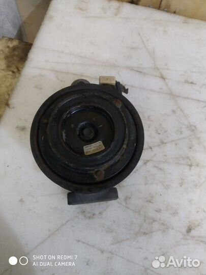 Компрессор кондиционера Jeep grand Cherokee wj 3,1