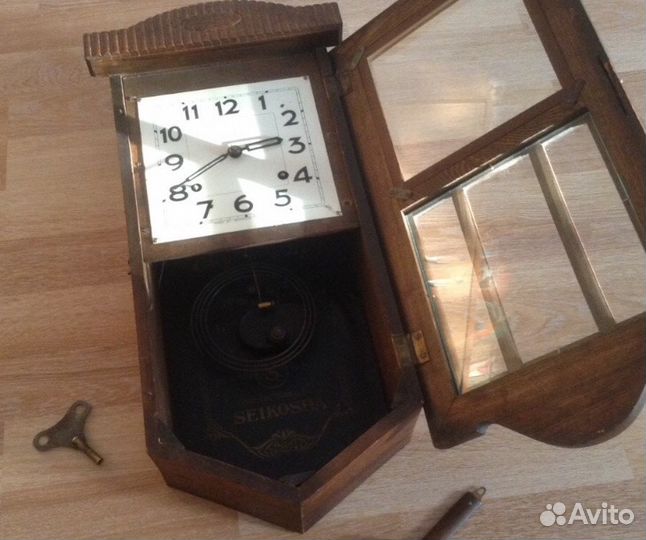 Старинные Часы