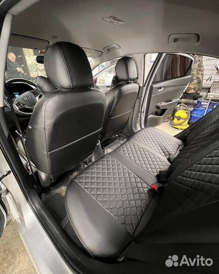 Авточехлы из экокожи Hyundai Solaris 2