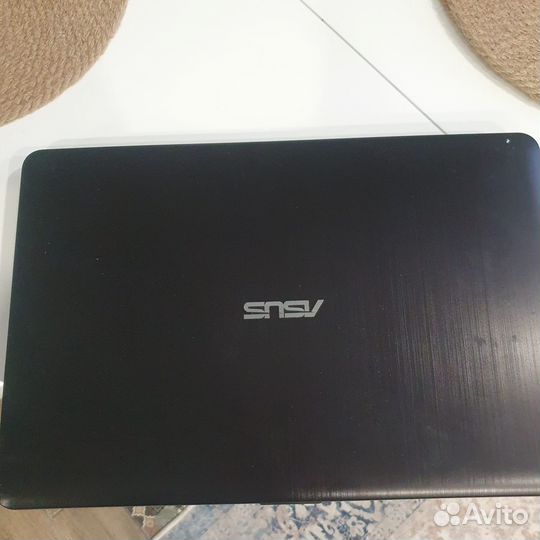 Ноутбук asus