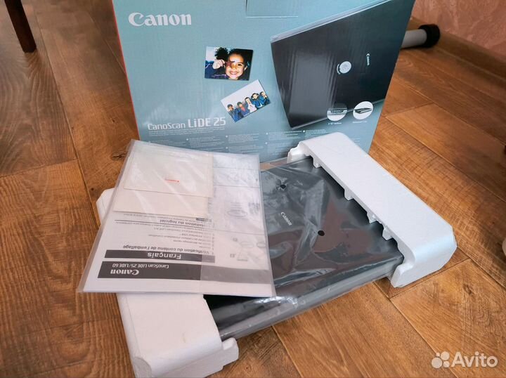 Сканер Canon CanonScan lide 25