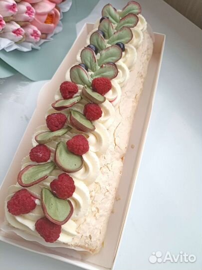 Меренговый рулет в наличии