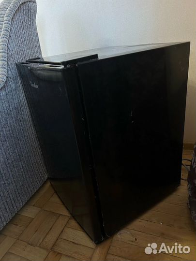 Холодильник Tesler в отличном состоянии