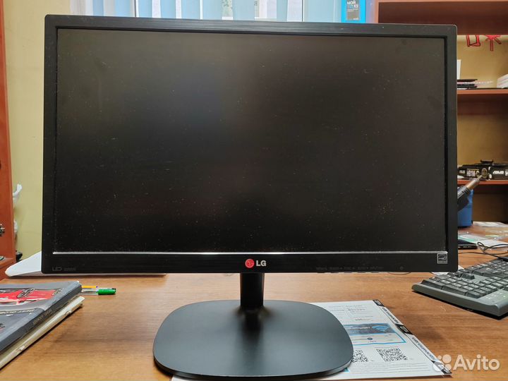 Монитор LG 22M35A-B