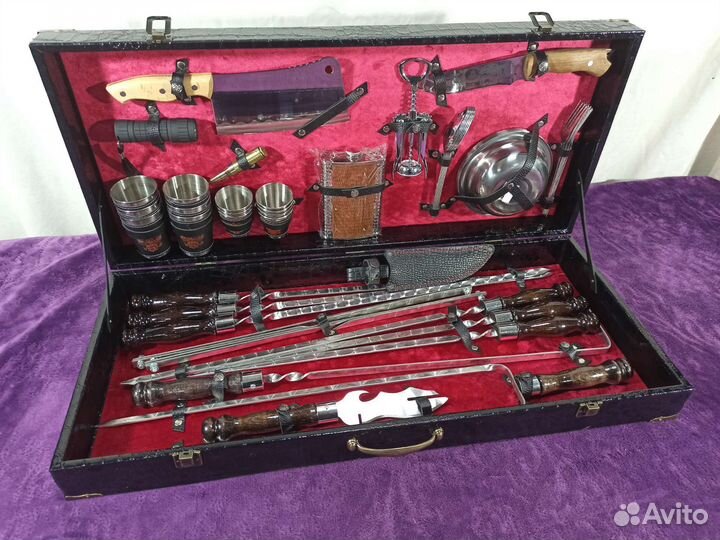 Наборы для пикника в кейсах