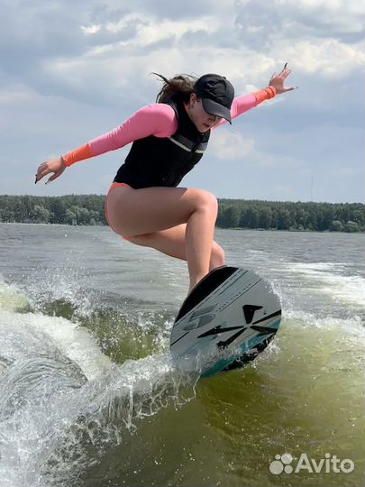 Вейксерфинг, Вейкбординг за катером, аренда катера