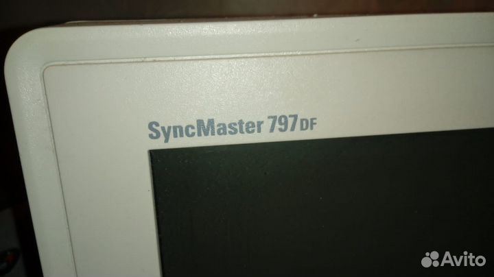 Монитор 17 Samsung SyncMaster 797df