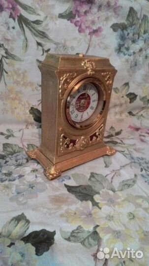 Часы настольные Янтарь Россия