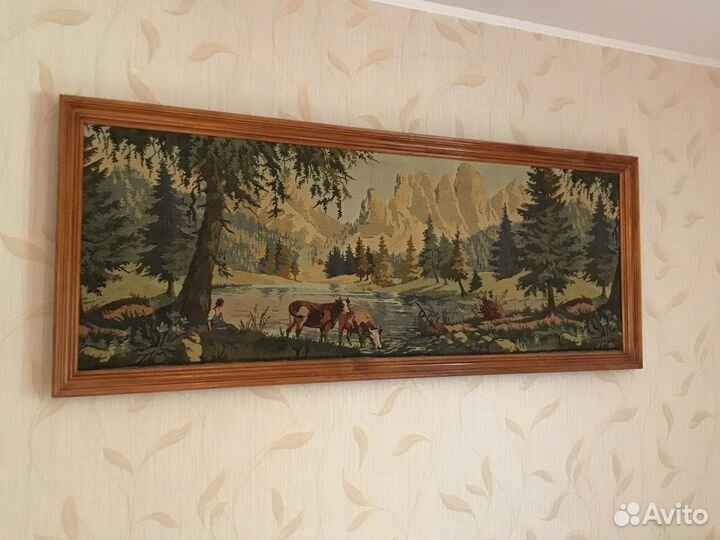 Картина из гобелена в багете