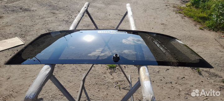 Mitsubishi asx заднее стекло