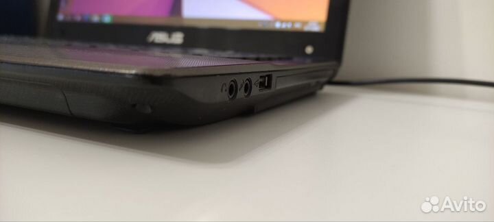 Ноутбук asus k43tk A6-3420M, 4gb, 240 SSD, Win 10