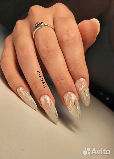 Мастер маникюра и педикюра