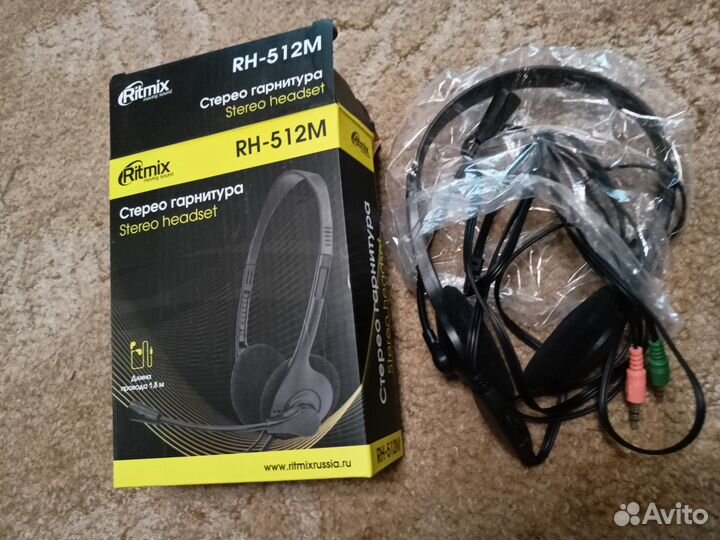 Стерео гарнитура с микрофоном