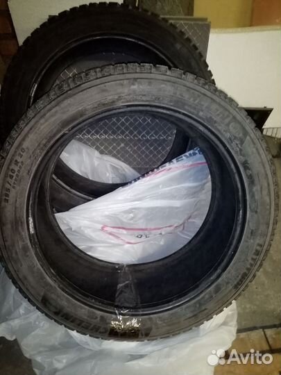 Michelin Latitude Alpin 265/45 R20 и 295/40 R20