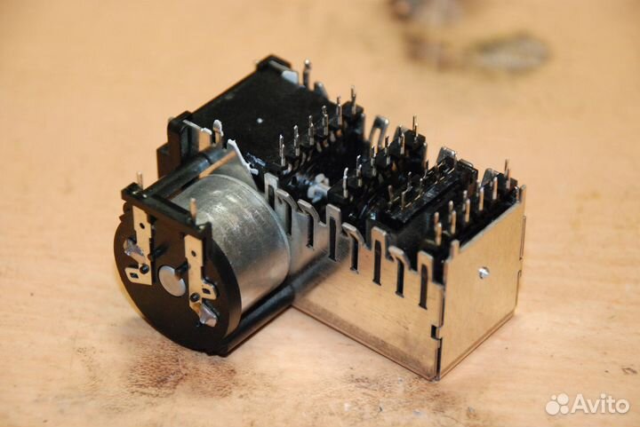 Усилитель Pioneer A-702R