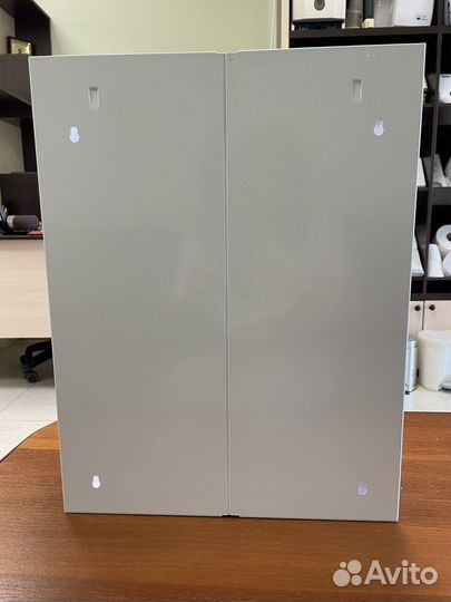 Подвесная урна в ванну