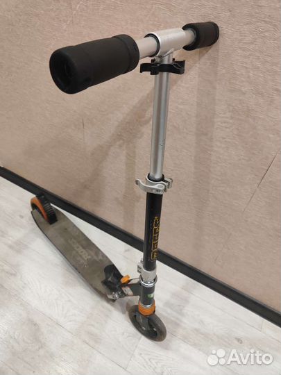 Самокат двухколесный