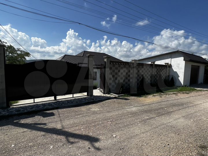 Дом 250 м² на участке 27 сот.