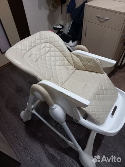 Детский стульчик для кормления