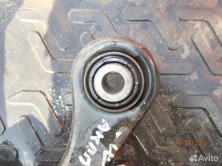 Тяга задняя поперечная левая Фольксваген Пассат