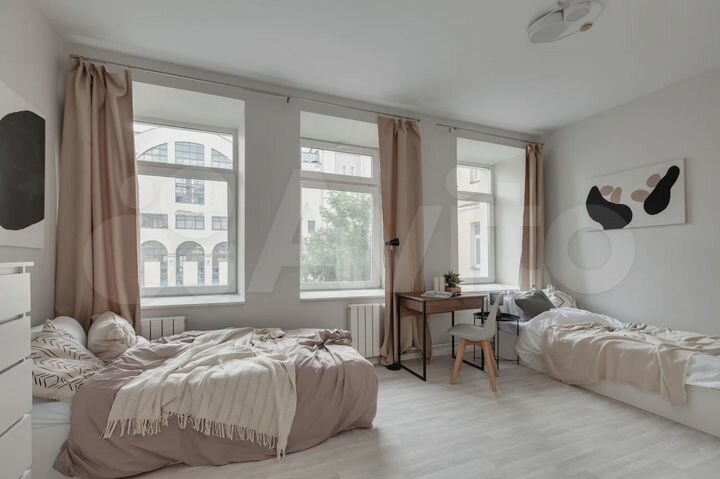 Комната 19 м² в 5-к., 2/5 эт.