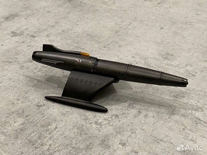 Romain Jerome перьевая ручка