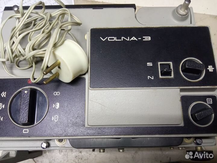 Кинопроектор волна