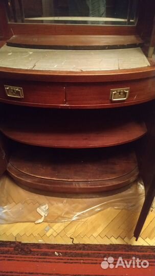 Антикварный буфет