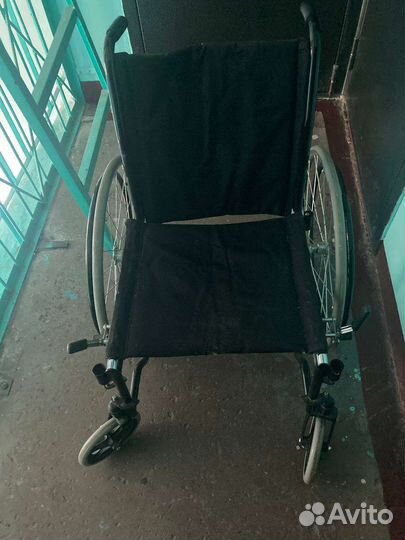 Инвалидная коляска складная бу