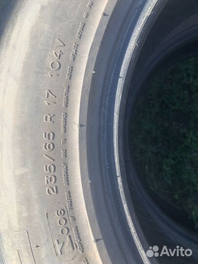 R6 Michelin Defender XT 235/65, PCD 5x112 DIA 16
