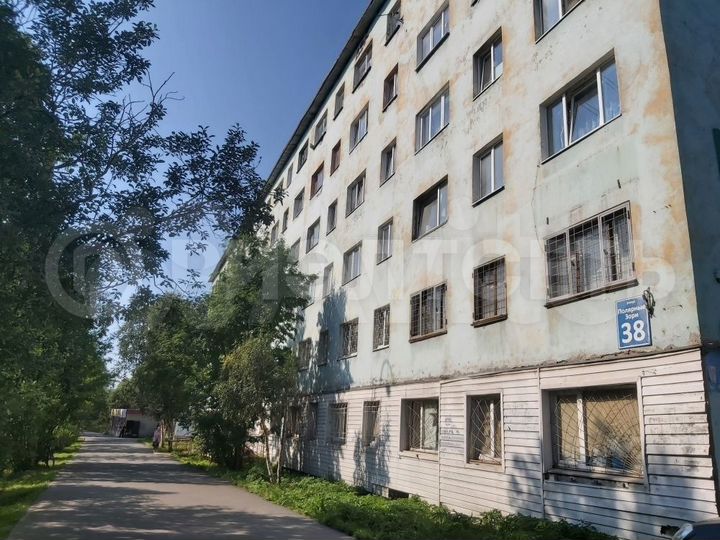 Комната 11 м² в 5-к., 2/5 эт.