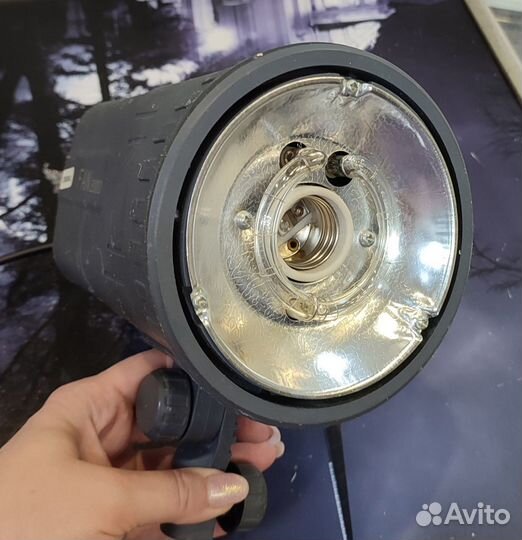 Импульсный студийный свет