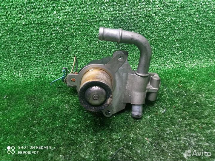 Клапан рециркуляции выхлопных газов Renault Duste