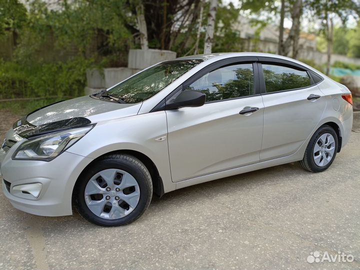 Hyundai Solaris 1.4 МТ, 2015, 200 140 км