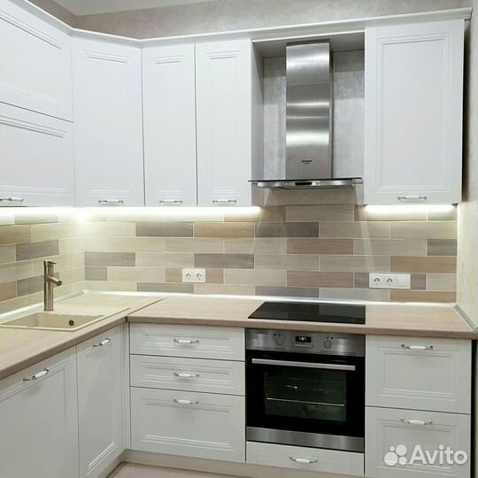 Кухонный гарнитур на заказ. Под ключ