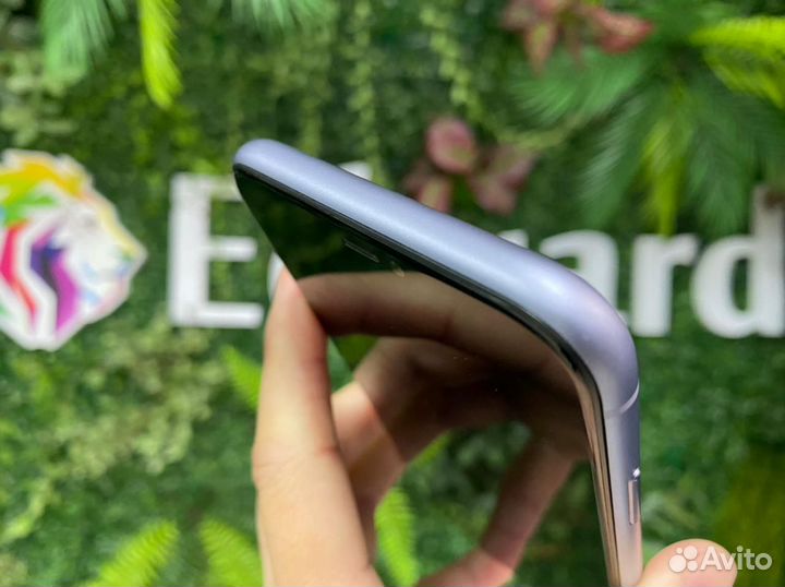 iPhone 11, 256 ГБ