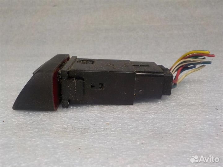 Кнопка аварийной сигнализации Ssang Yong Rexton I