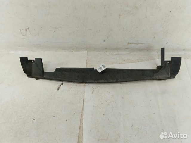 Воздуховод радиатора нижний Mitsubishi Grandis