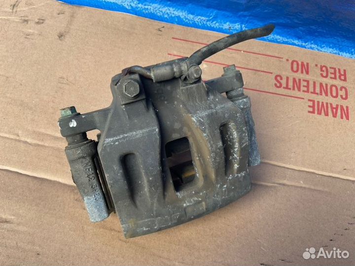 Суппорт передний правый Dodge Charger LD ERB